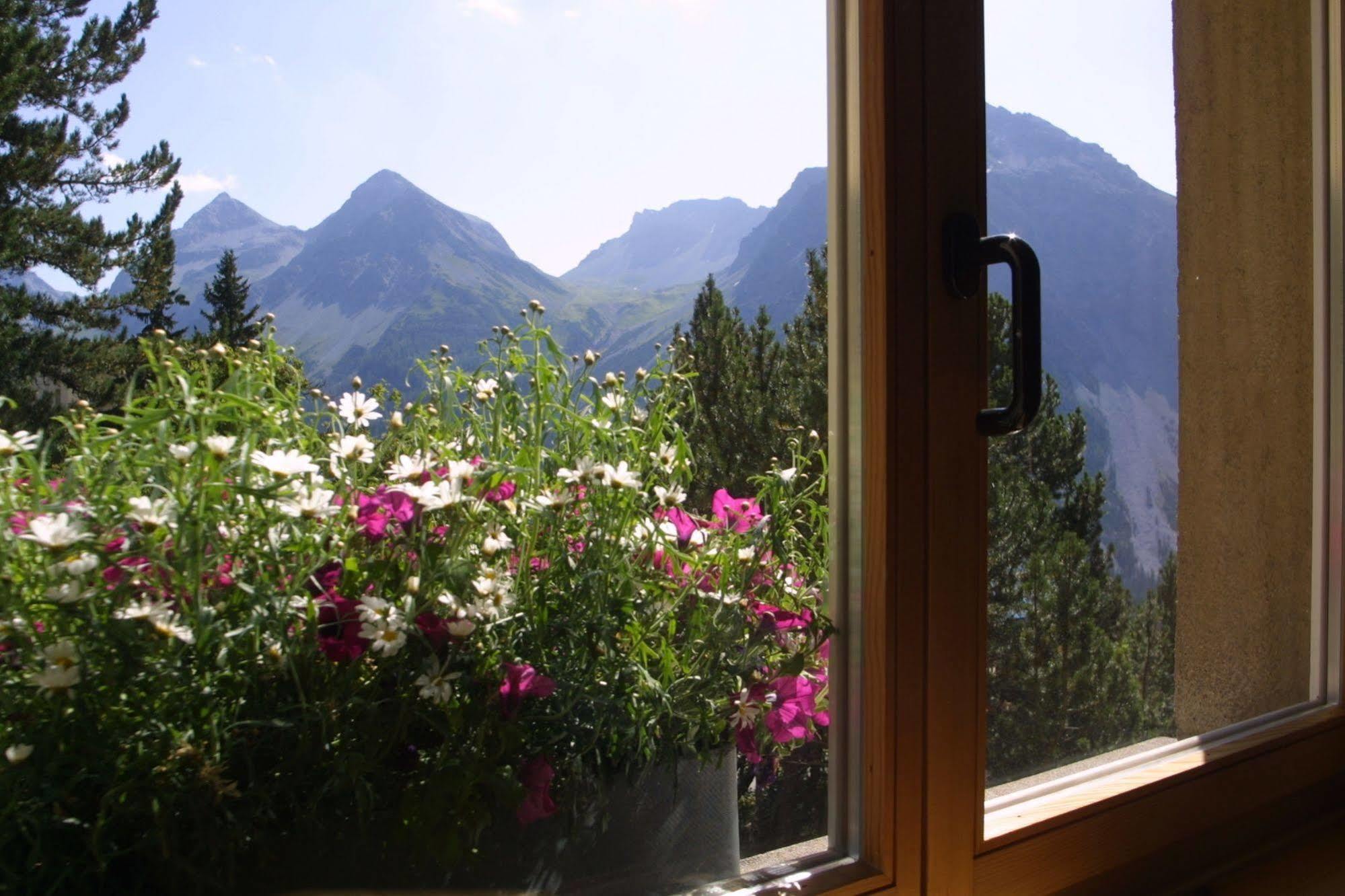 The Excelsior Ostfluegel Hotel Arosa Exterior photo