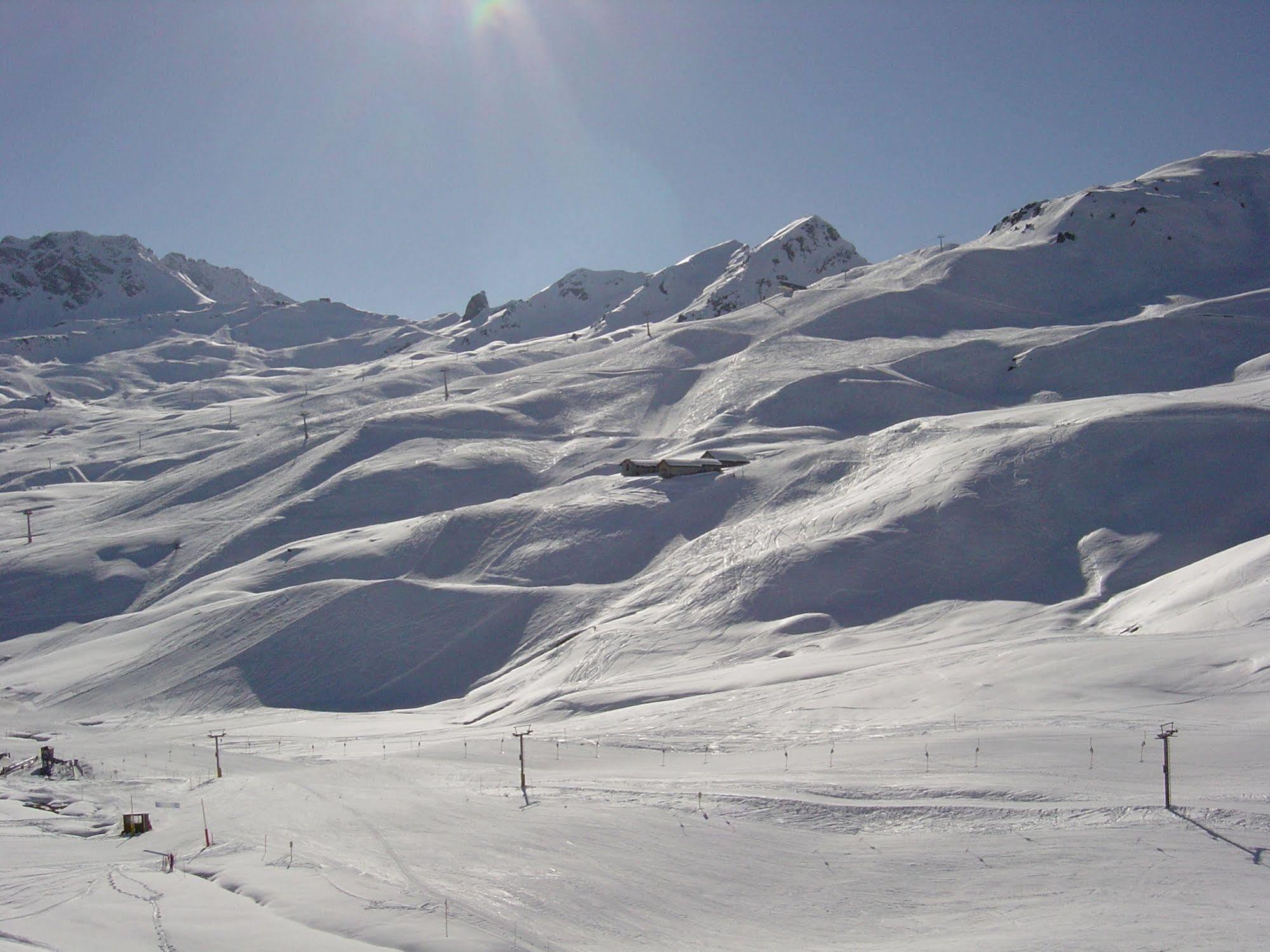 The Excelsior Ostfluegel Hotel Arosa Exterior photo